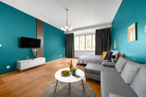 Cityscape Charm Spacious 3 Bedroom Haven for 7